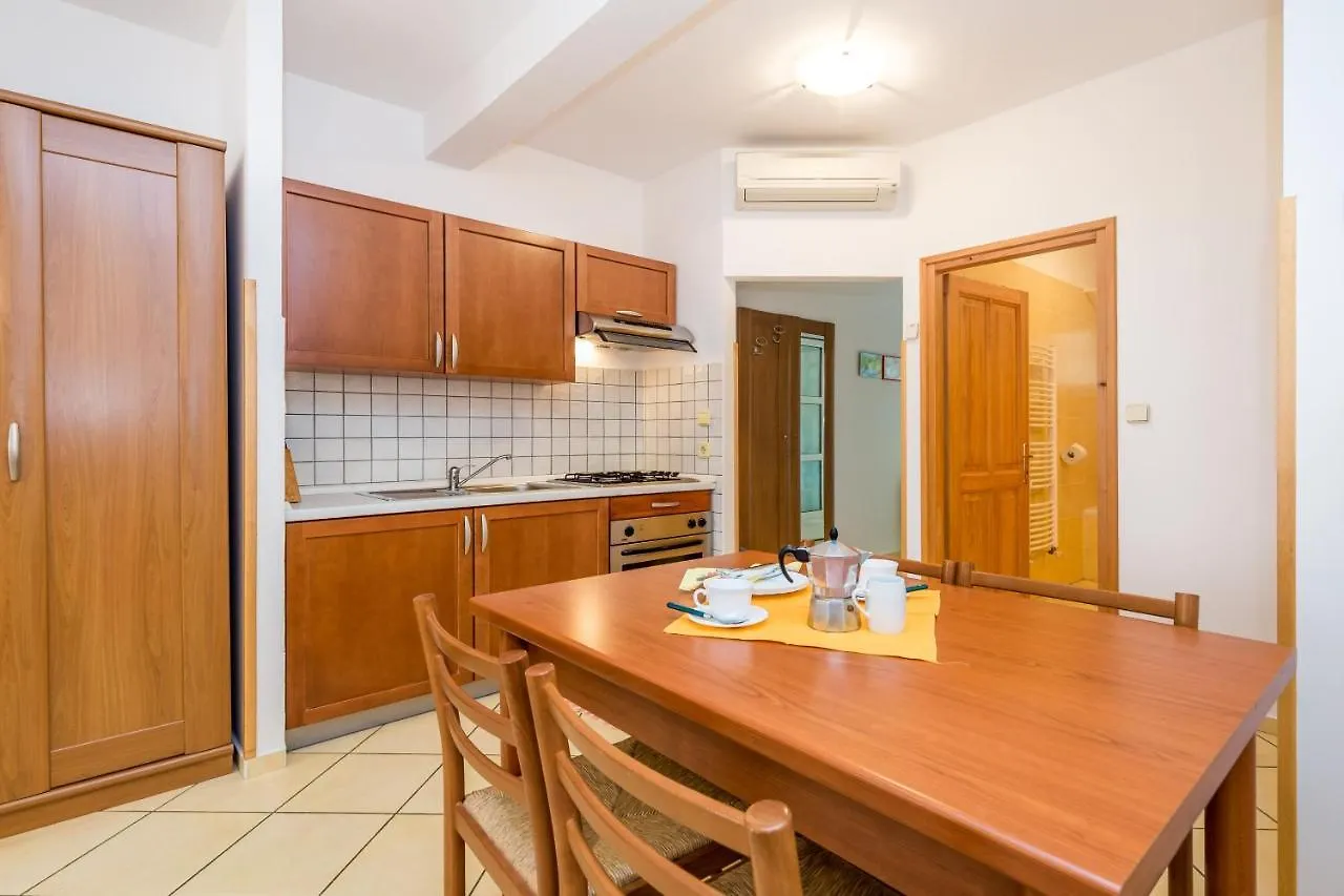 Apartments With A Parking Space Moscenicka Draga, Opatija - 7766