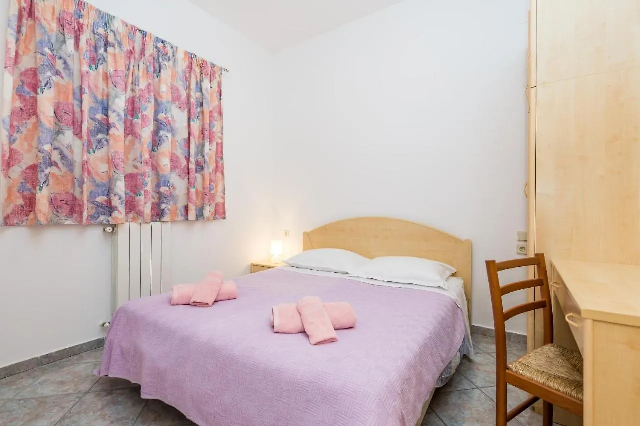 Apartments With A Parking Space Moscenicka Draga, Opatija - 7766 Croatia