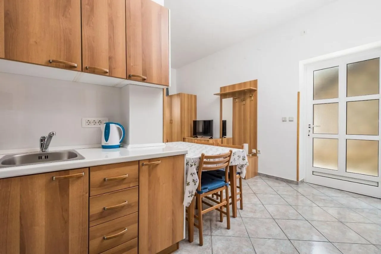 Apartments With A Parking Space Moscenicka Draga, Opatija - 7766 0*,  Croatia