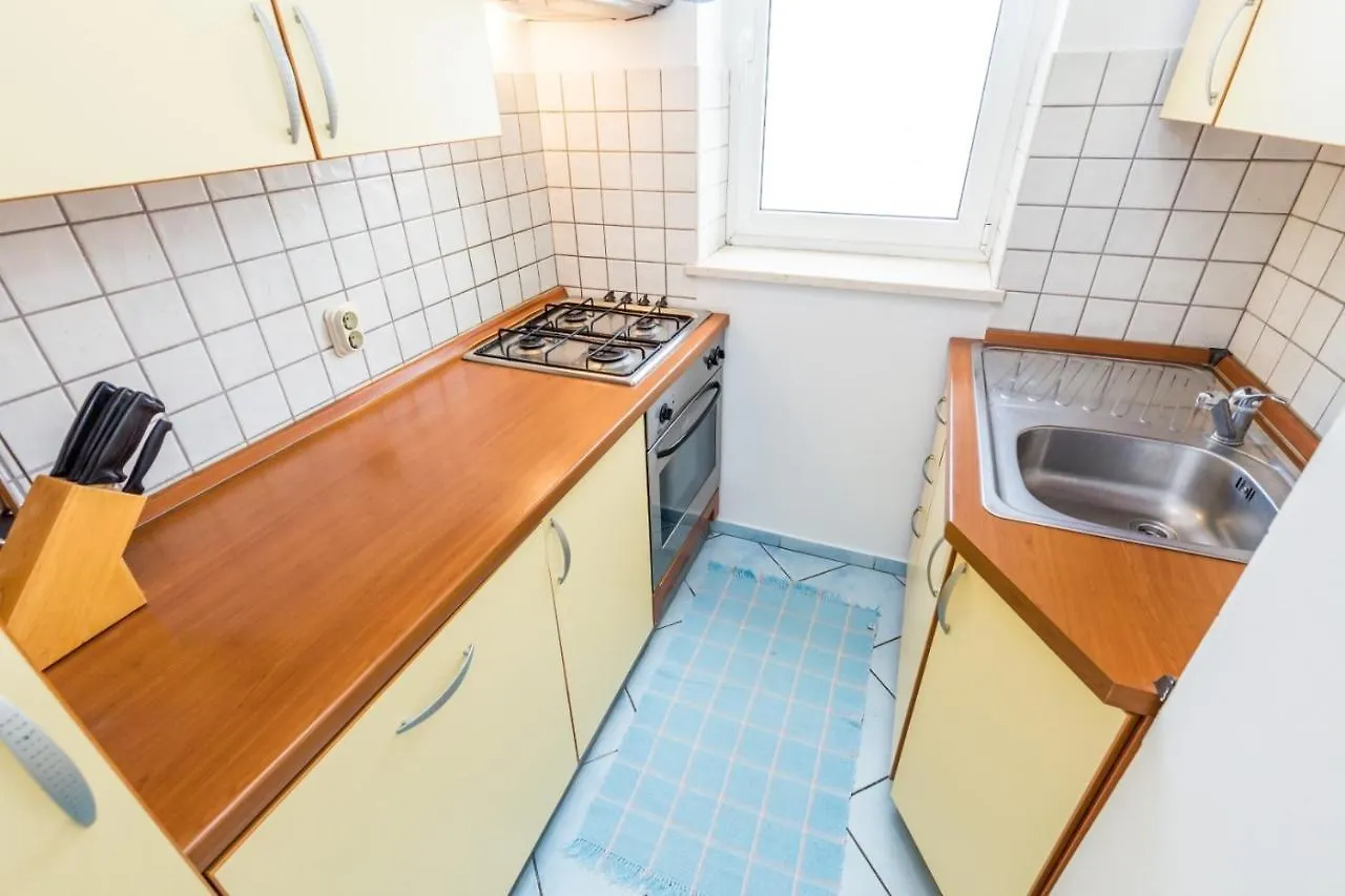 Apartments With A Parking Space Moscenicka Draga, Opatija - 7766